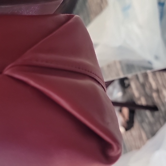 REDUCED....MAKE OFFER SAINT LAURENT TEDDY POUCH GORGEOUS! Pouch !GREAT CONDITION - Picture 7 of 13